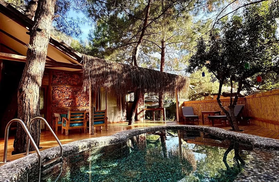 Unique Stays - Image 1